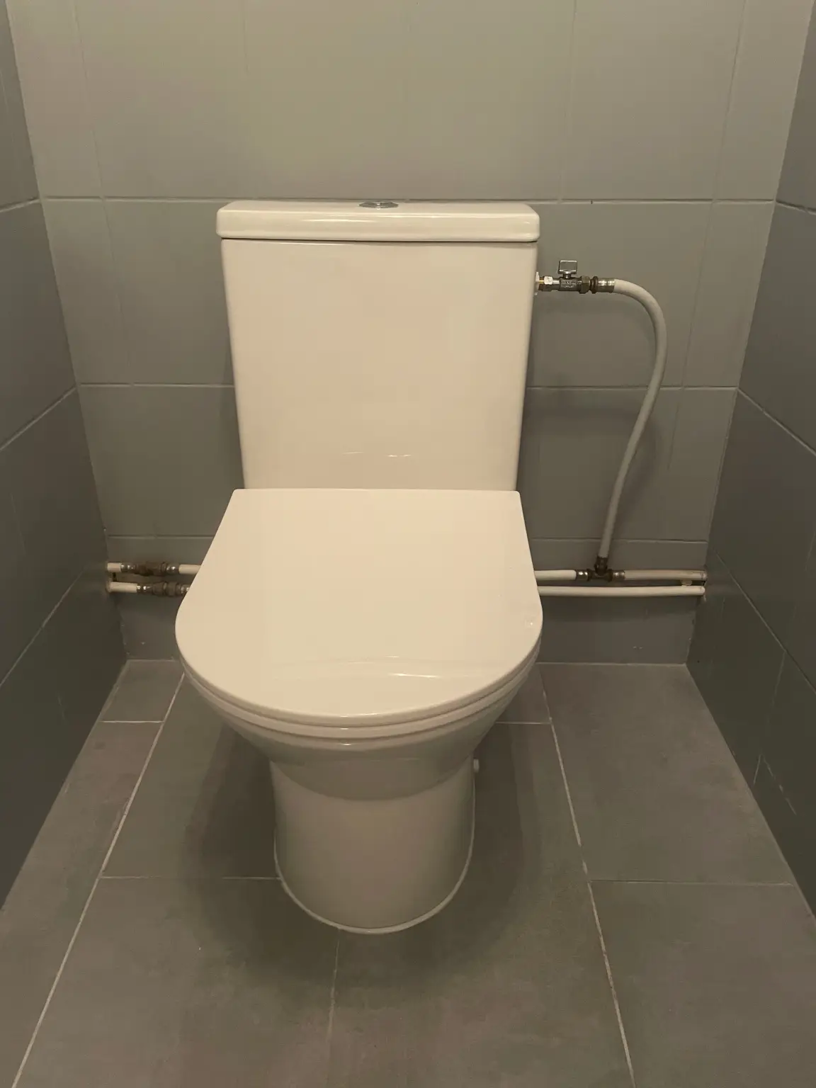Installation d’un WC par HM BATI PRO